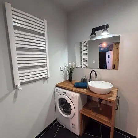 Apartament Zabrska L 15 & 17